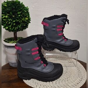 Columbia Kids' Black and Pink Snow Boots Size 3.